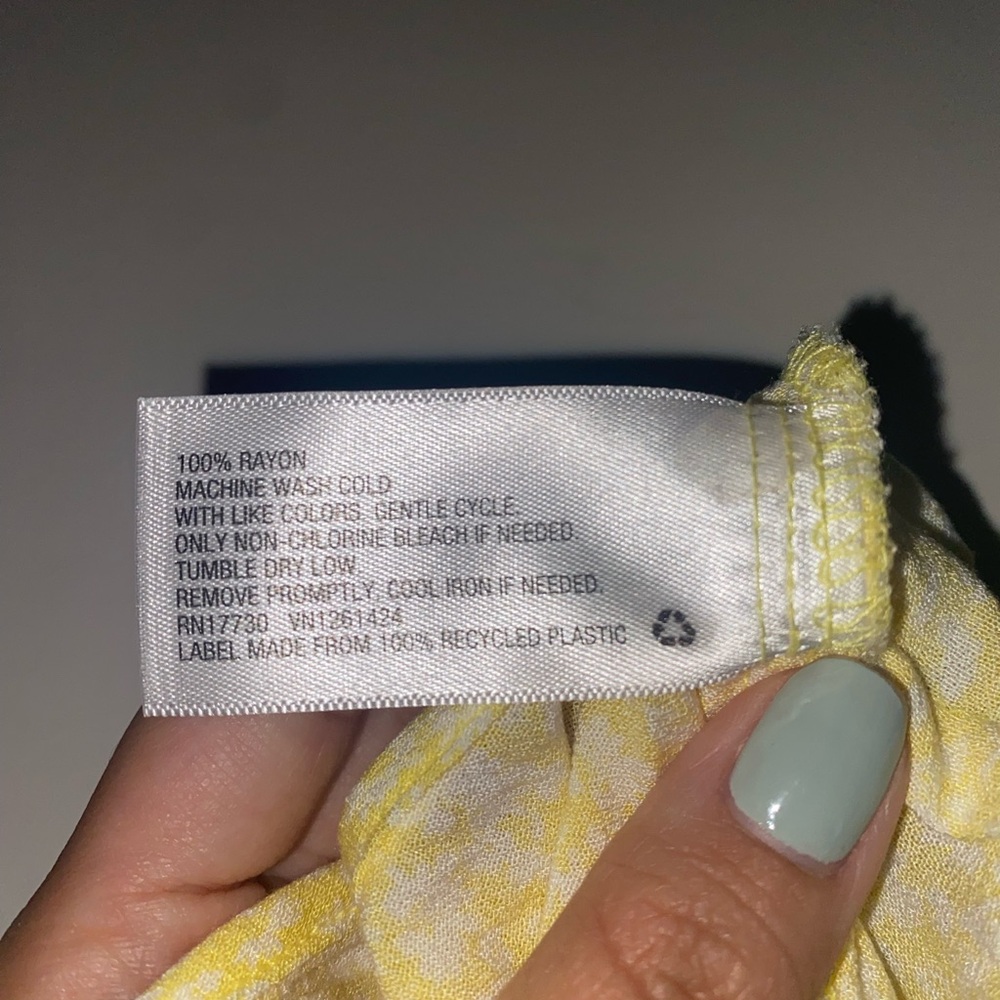 Yellow Sleeveless Romper - Picture 10 of 10